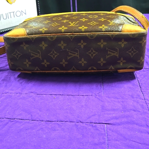 AUTHENTIC LOUIE VUITTON MONOGRAM TROCADERO 30 SHOULDER/ CROSSBODY BAG - Picture 4 of 12